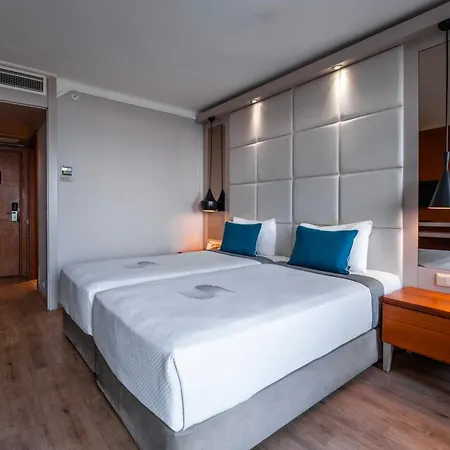 Hotel Bella & 5*
